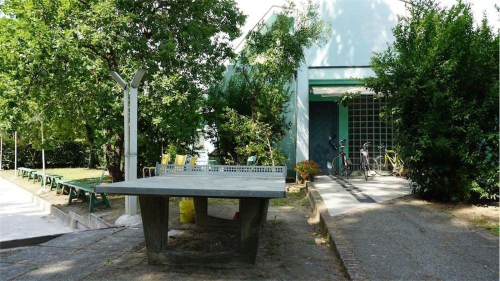 Hotel Mirage Μπελάρια-Ιτζέα Μαρίνα Εξωτερικό φωτογραφία